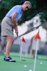 retiree golfing